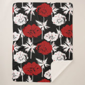 Couverture Sherpa Fleurs rouges, blanches sur le noir. (Devant)