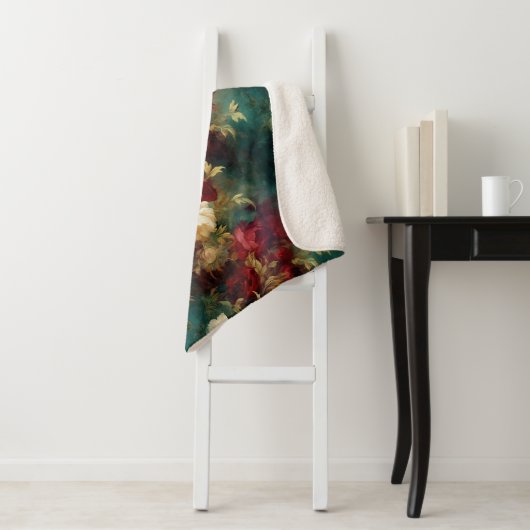 Couverture Sherpa Fleurs rouges blanches vertes (En situation)