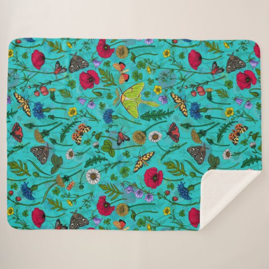 Couverture Sherpa Fleurs sauvages et papillons de nuit sur turquoise (Devant (Horizontal))