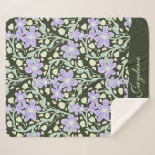 Couverture Sherpa Fleurs violettes parmi les vignes (Devant (Horizontal))
