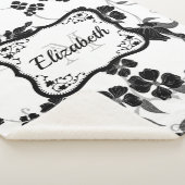 Couverture Sherpa Floral noir et blanc (3/4)