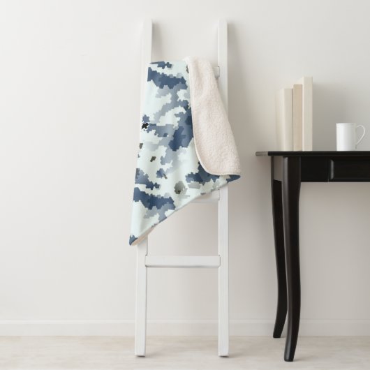 Couverture Sherpa Fractal Winter Camouflage (En situation)