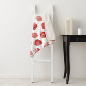 Couverture Sherpa Fraises Points Rouges Blancs (En situation)