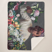 Couverture Sherpa Frédéric Bazille - Jeune femme aux pivoines (Devant)