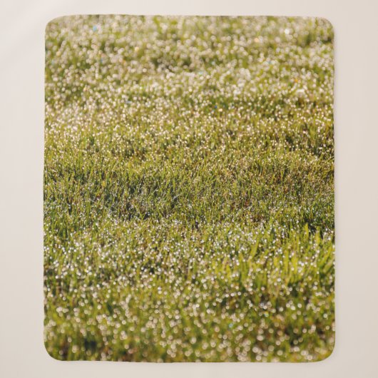 Couverture Sherpa Fresh spring green grass background, with bokeh ef (Devant)
