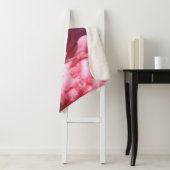 Couverture Sherpa Fumée rose (En situation)