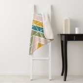 Couverture Sherpa Grand Motif géométrique dans les tons pastel Earth (En situation)