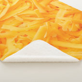 Couverture Sherpa grated cheddar cheese top view (3/4)