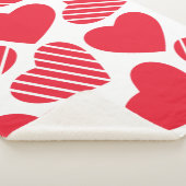 Couverture Sherpa Gros Coeurs Rouges Avec Motif Sur Blanc (3/4)