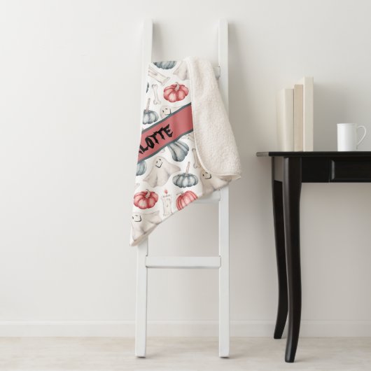 Couverture Sherpa Halloween Cute Ghost Bone Citrouille (En situation)