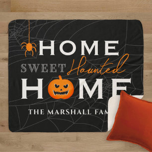 Couverture Sherpa Halloween Maison Sucrée Maison Hantée Nom de Famil