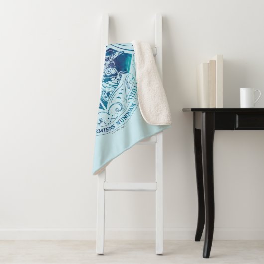 Couverture Sherpa Harry Potter | Aguamenti HOGWARTS™ Crest (En situation)