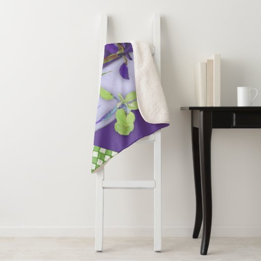 Couverture Sherpa Iris pourpre (En situation)