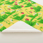 Couverture Sherpa Jardin de fraise sur jaune (3/4)