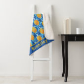 Couverture Sherpa Joueuse Orange Blue Sea Turtle Design (En situation)