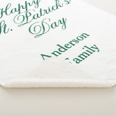 Couverture Sherpa Joyeuse Saint-Patrick famille nom vert minimal (3/4)
