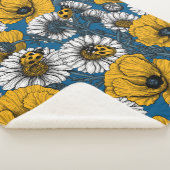 Couverture Sherpa Le pré en jaune et bleu (3/4)