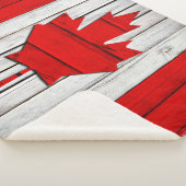 Couverture Sherpa Lg Drapeau canadien enveloppé dans Love Sherpa Bla (3/4)