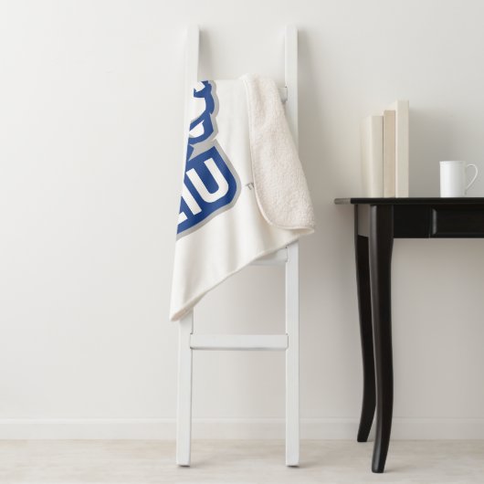 Couverture Sherpa Logo Eastern Illinois University Panthers (En situation)