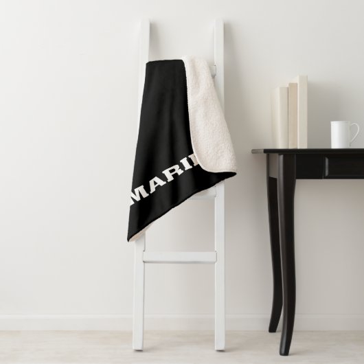 Couverture Sherpa Logo USMC - Blanc (En situation)