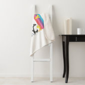 Couverture Sherpa LOONEY TUNES™ - Celebrate Diversity Pride Arc-en-c (En situation)