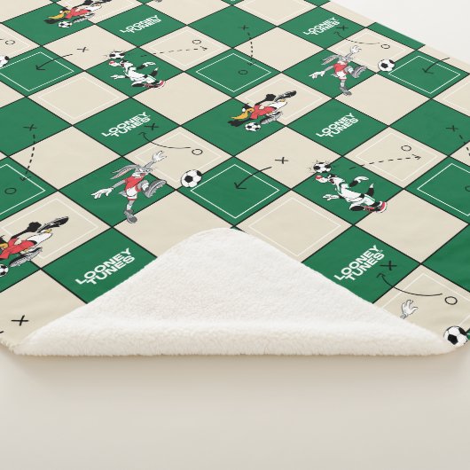 Couverture Sherpa LOONEY TUNES™ Soccer Grid Pattern (3/4)