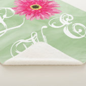 Couverture Sherpa LoVE Typographie rose Gerbera Daisy Flower sur ver (3/4)