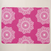 Couverture Sherpa Mandala blanc sur fond rose (Devant (Horizontal))