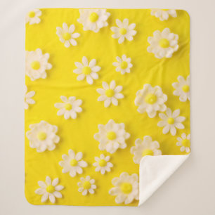 Couverture Sherpa Marguerites avec un arrière - plan jaune