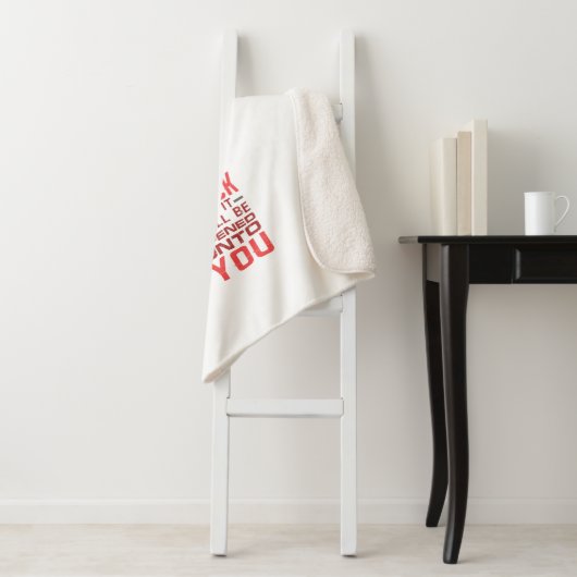 Couverture Sherpa Matthieu 7:7 Bible Verse Cross Sherpa Blanket (En situation)