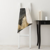 Couverture Sherpa Misty Mountain Black & Gold (En situation)