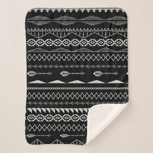 Couverture Sherpa Motif Abstrait des flèches triangles noir et blanc (Devant)