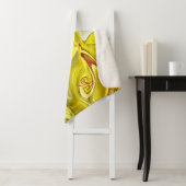 Couverture Sherpa Motif abstrait jaune (En situation)