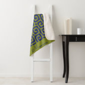 Couverture Sherpa Motif abstrait vert olive et bleu (En situation)