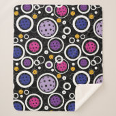 Couverture Sherpa Motif avec des boules de saucisses sur noir (Devant)