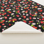 Couverture Sherpa Motif cerise 2 (3/4)