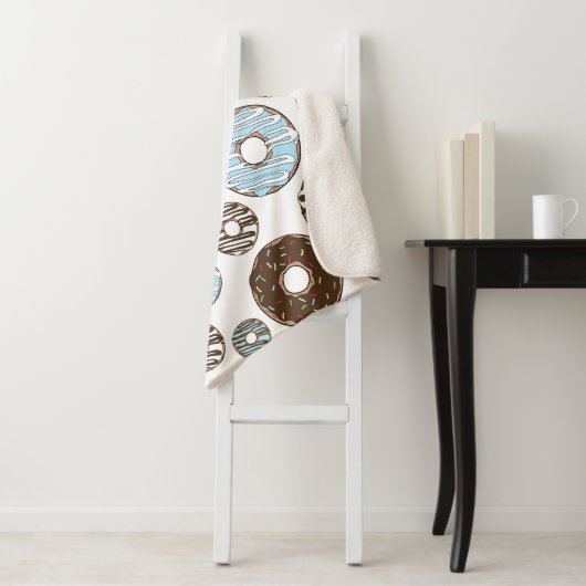 Couverture Sherpa Motif De Donuts, Donuts Bleus, Donuts Brown (En situation)