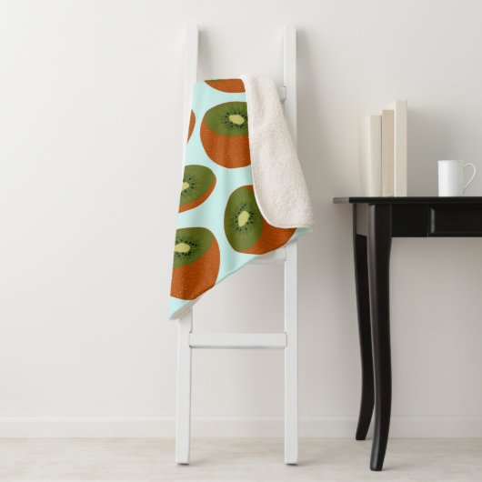 Couverture Sherpa Motif de Kiwifruit (En situation)