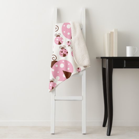 Couverture Sherpa Motif De Ladybugs, Mignons Ladybugs, Pink Ladybugs (En situation)