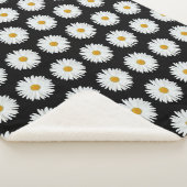 Couverture Sherpa Motif floral marguerrier blanc sur noir (3/4)