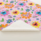 Couverture Sherpa Motif floral rose de la rue Sésame (3/4)