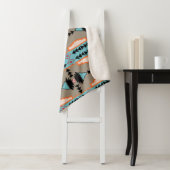 Couverture Sherpa Motif géométrique mexicain Aztec (En situation)