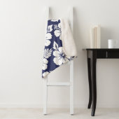 Couverture Sherpa Motif Hibiscus (En situation)