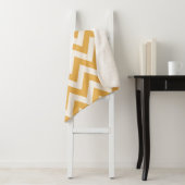 Couverture Sherpa Motif Jaune Chevron Zigzag (En situation)