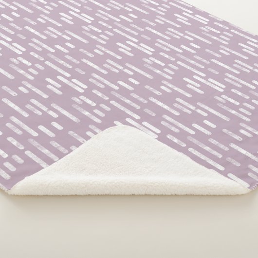 Couverture Sherpa Motif Lignes arrondies | Blanc sur Mauve (3/4)