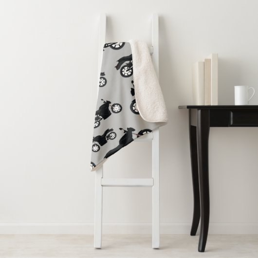 Couverture Sherpa Motif moto (En situation)