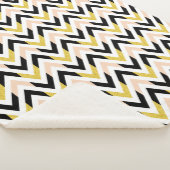 Couverture Sherpa Motif Peachy Pink, Black, Gold et White Chevron (3/4)
