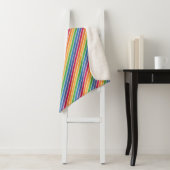 Couverture Sherpa Motif Rainbow Stripes (En situation)