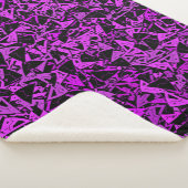 Couverture Sherpa Motif Triangle Noir Violet (3/4)