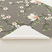 Couverture Sherpa mustered small flowers with green leaves pattern o (3/4)